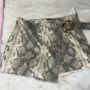 Zara skort brand new with tags!